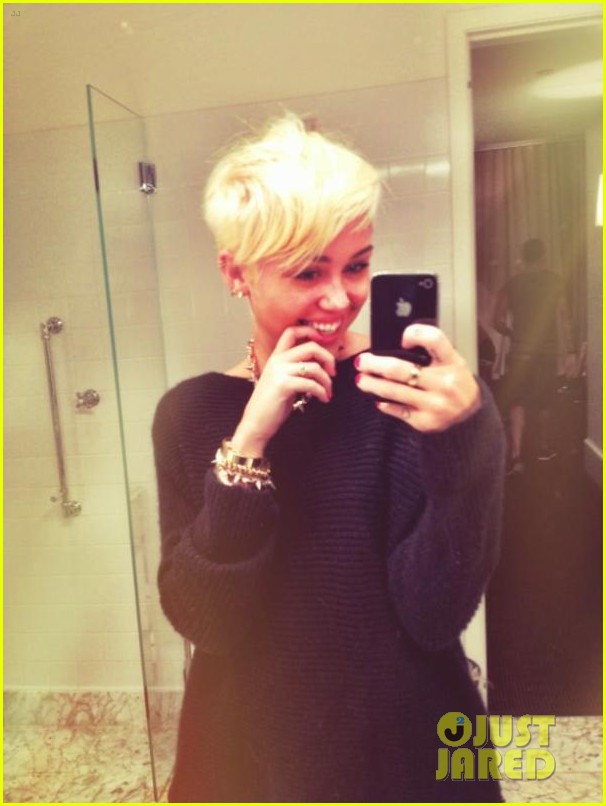 Miley Cyrus Haircut 2012