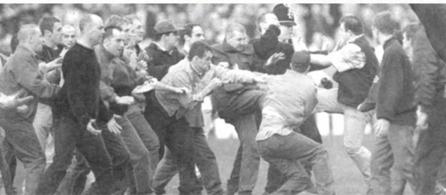 футбольные хулиганы ультрас. олимпия воронеж околофутбол. уличные хулиганы. хулиган. германские хулиганы.