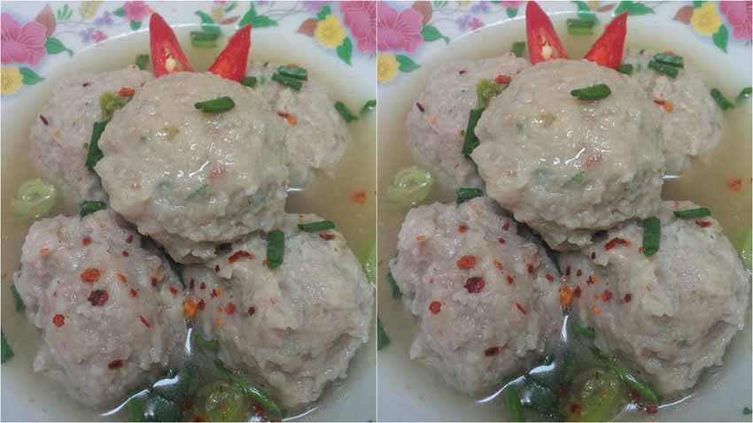 Resep Bakso Ini 10x Lipat Lebih Enak Dari Yang Pakai Agar2 Kemarin. Endes Banget 99% Mirip Punya Abang Bakso Resep Bakso Ini 10x Lipat Lebih Enak Dari Yang Pakai Agar2 Kemarin. Endes Banget 99% Mirip Punya Abang Bakso