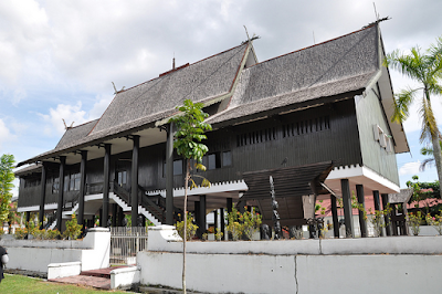 rumah betang rumah betang