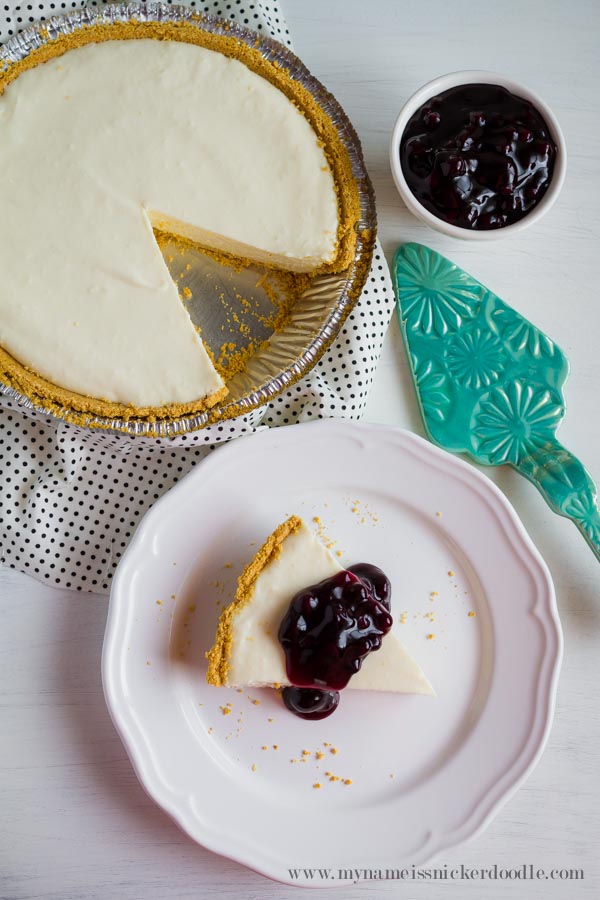 Easy no-bake cheesecake is a creamy, delicious cheesecake made with only 5 ingredients. Life-in-the-Lofthouse.com