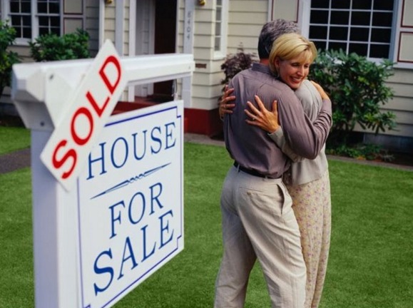 Baru Atau Bekas? Bingung Pengen Beli Rumah, Baca ini! Baru Atau Bekas? Bingung Pengen Beli Rumah, Baca ini!