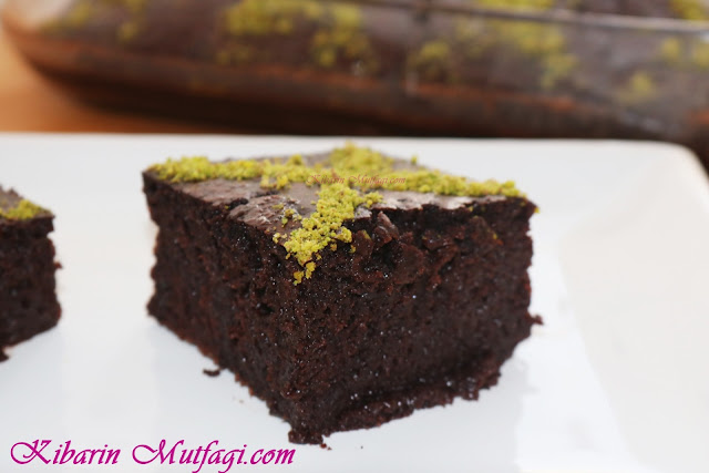 Bol soslu ıslak kek tarifi (browni) Kibarin Mutfagi