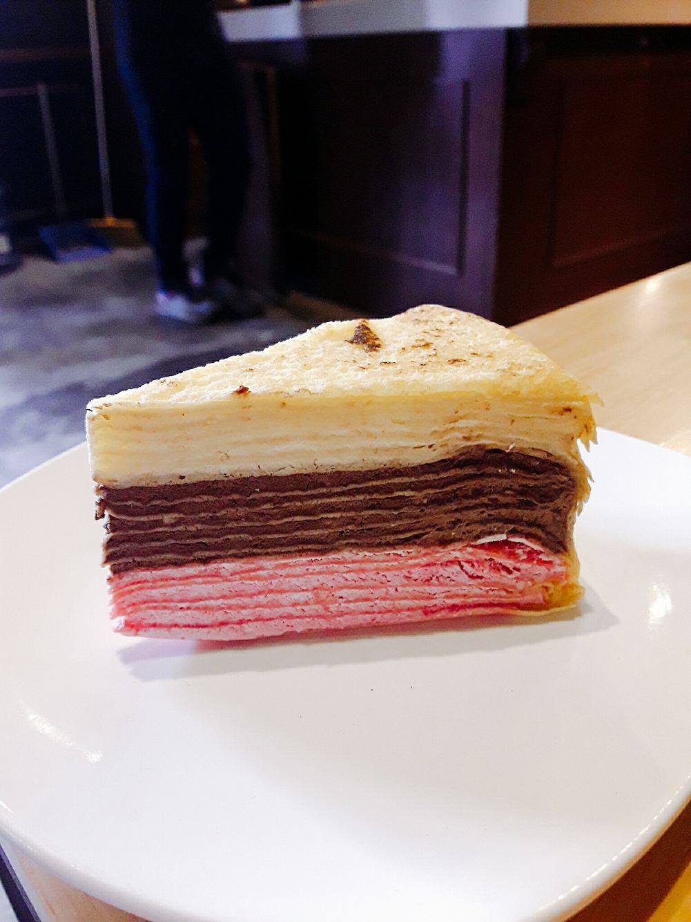 Big Bites Cafe, Hidden In JB with Wonderful Mille Crepe Cakes!