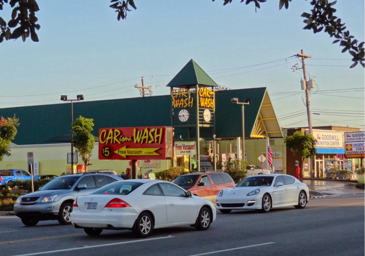 Houston in Pics Carisma Wash (carwash on Kirby)