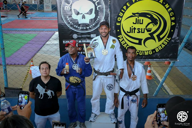 Júlio Césa Rocha, 34 anos que participou do campeonato, foi Campeão Absoluto Faixa Preta - Foto: Arquivo Pessoal
