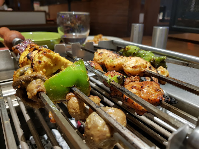 food blogger dubai barbeque nation indian barbecue live grill fish chicken prawn