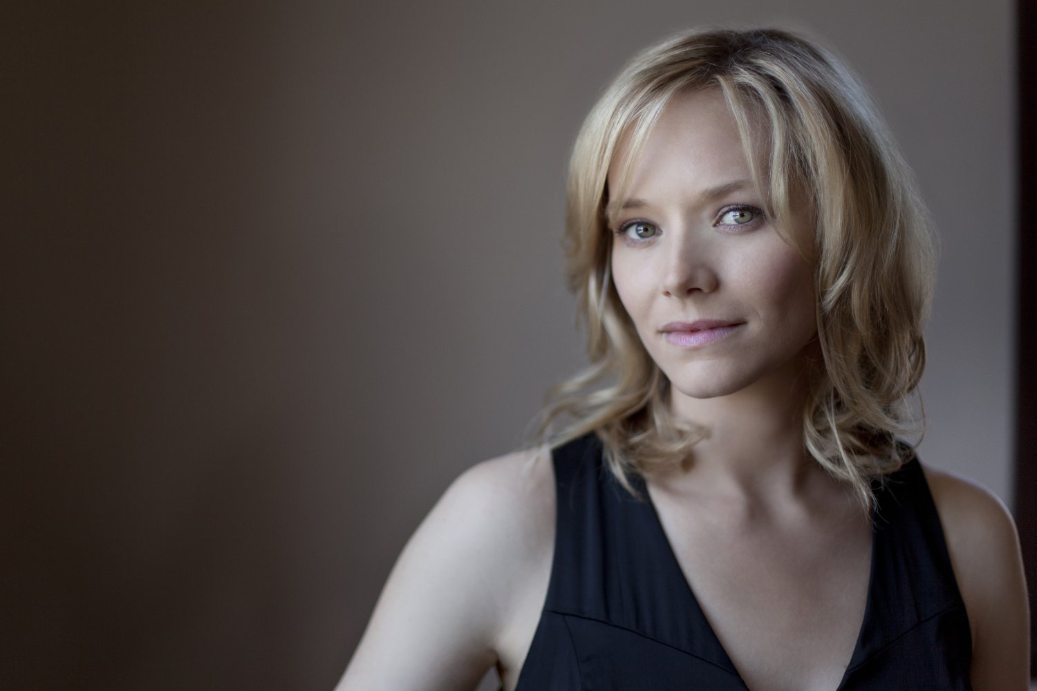 эдриэнн пикеринг. эдриэнн пикеринг хот. эдриэнн пикеринг фото. эдриэнн пикеринг хот. эдриэнн пикеринг знамение.