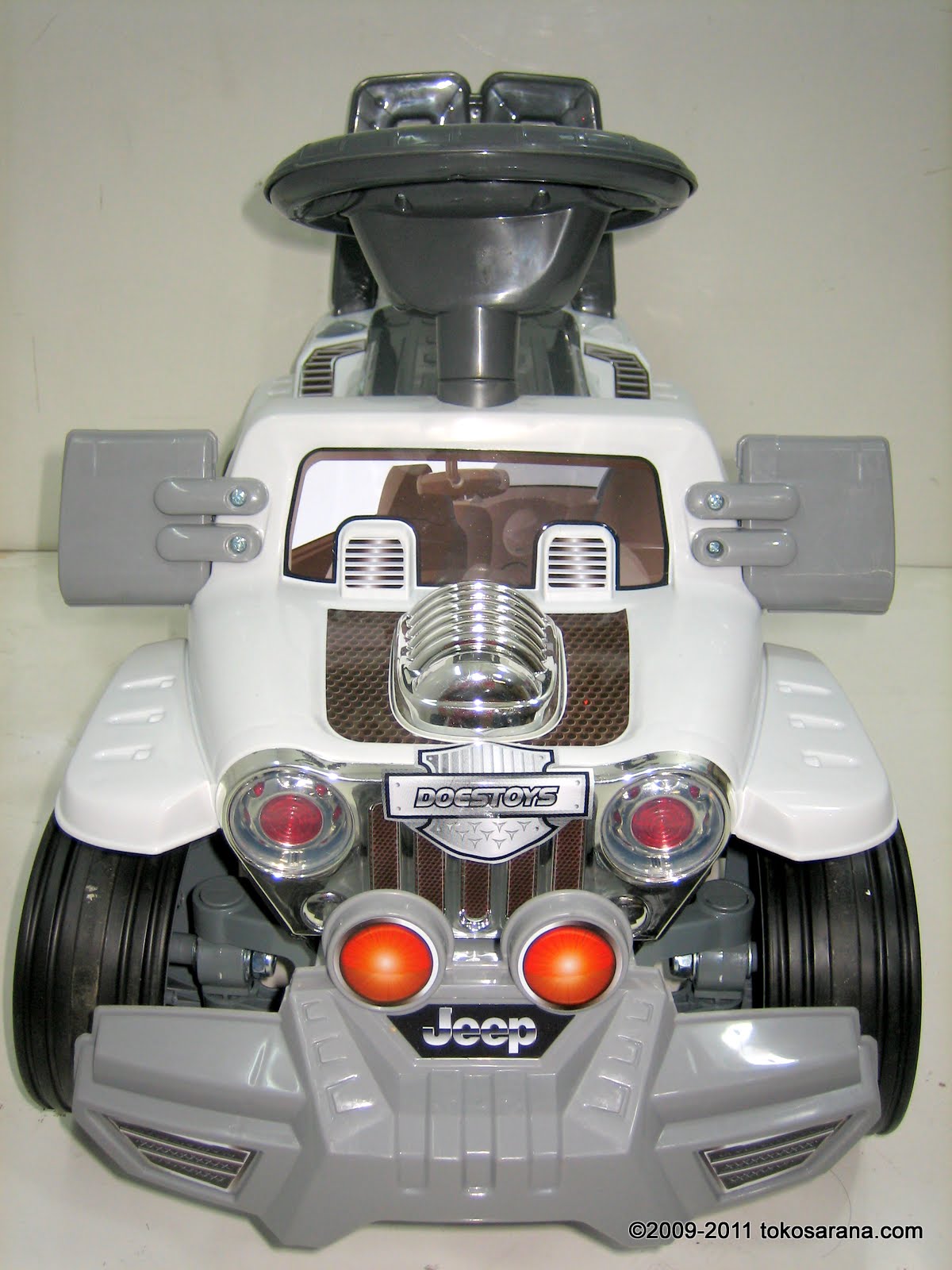 tokomagenta A Showcase of Products Doestoys DT25 Jeep Small Battery