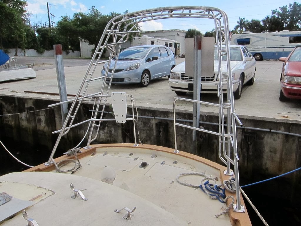 The Incredible Hull Arch installed