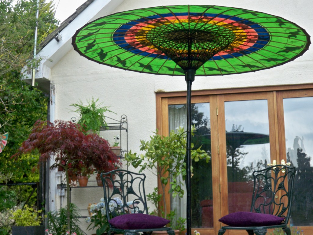 Your Outdoor Wedding Beauty and Elegance With Parasols