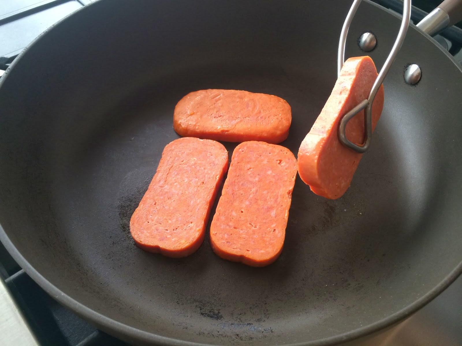 A Little Twist of Goodness: Brown Rice Spam Musubi