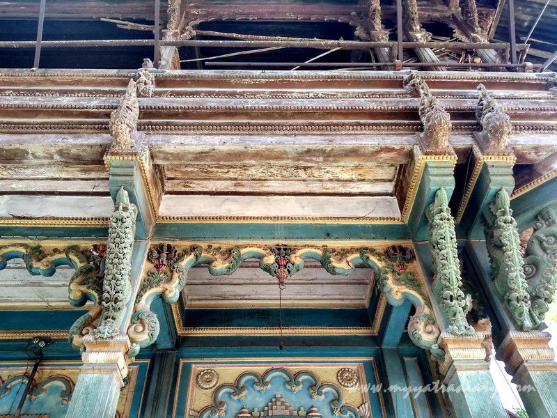 Colorful arches at Dhundiraj Ganesha Temple, Vadodara, Gujarat