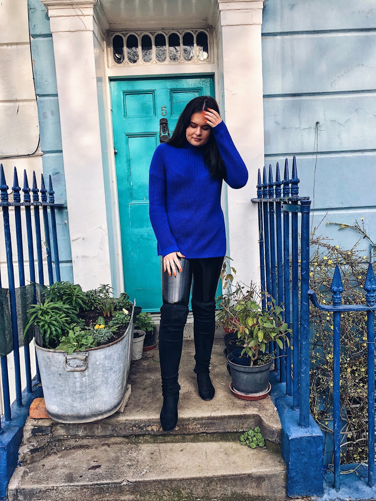 prettylittlething, fashion blogger uk, micro blogger uk, combat blue prettylittlething, cosy jumpers. cosy style