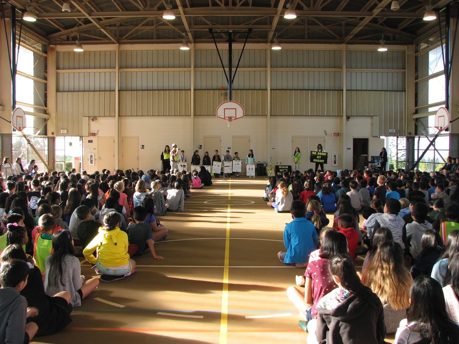 Mililani 'Ike Student Council Pedestrian Safety Assembly