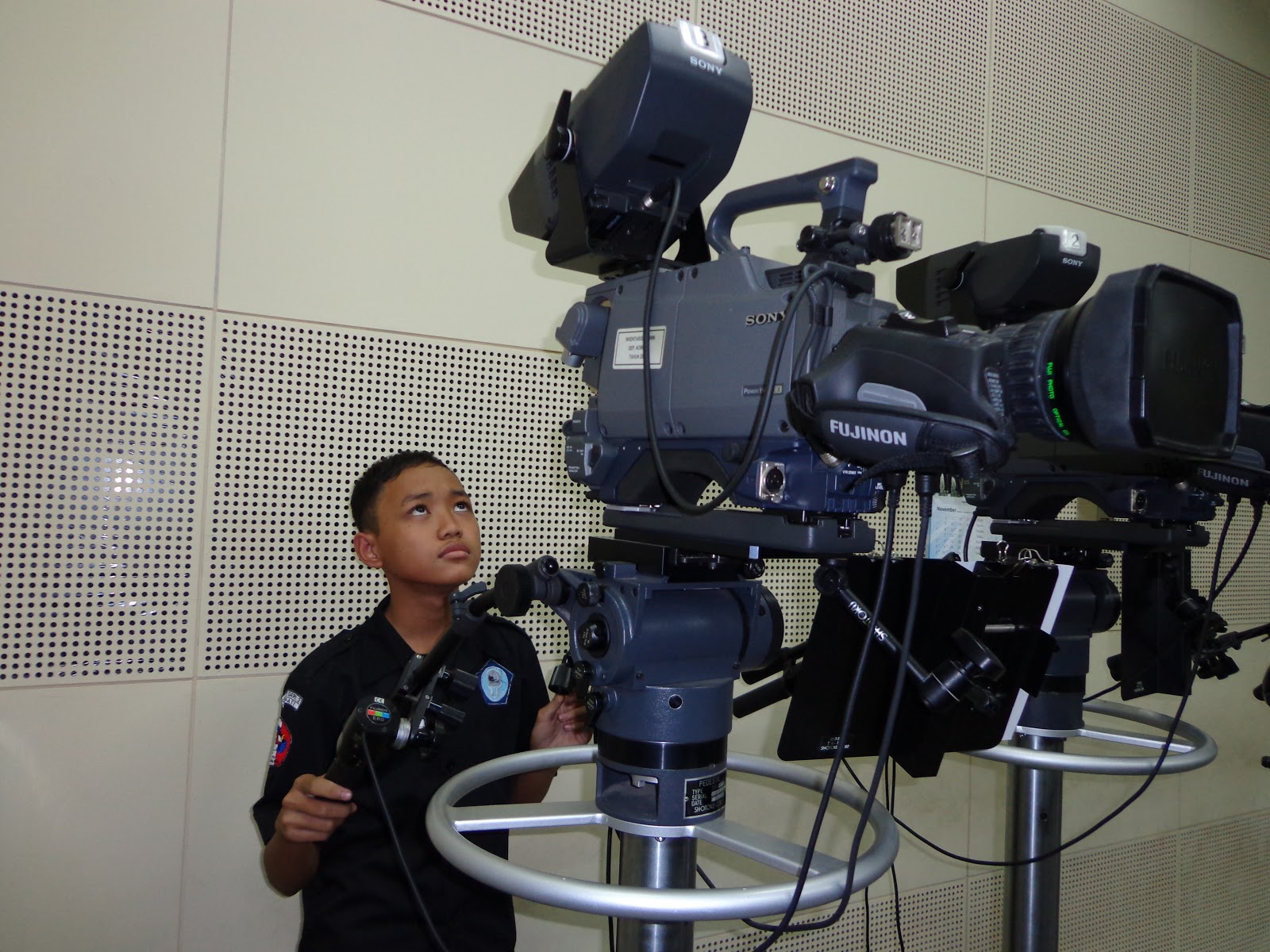 Multimedia Dan Jaringan APA SIH JURUSAN TEKNIK MULTIMEDIA DAN JARINGAN