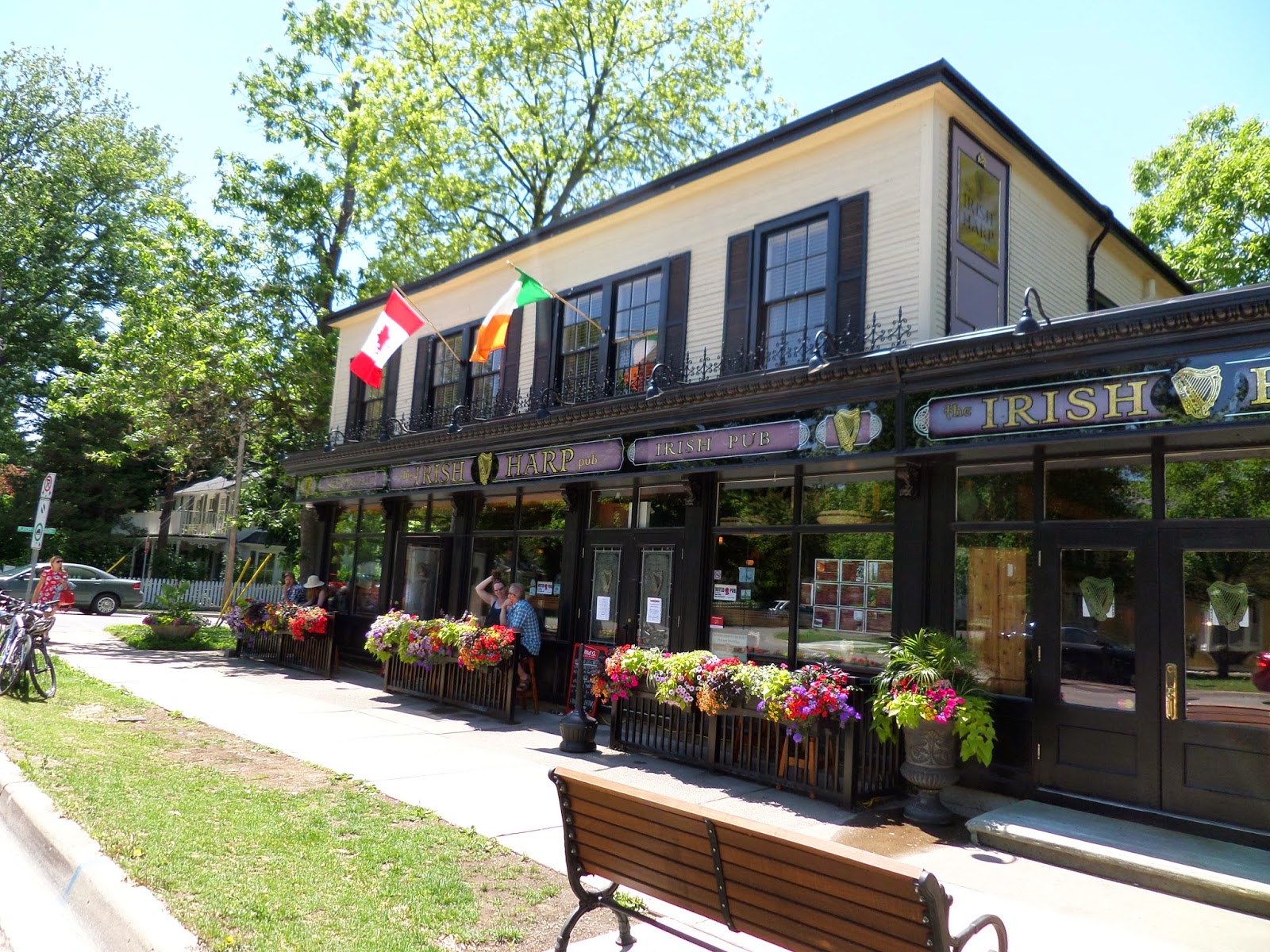 Paula Martin - Romance Author: Day 17 - Niagara-on-the-Lake