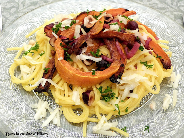 Spaghettis au potimarron roti, nuance de noisettes, bacon et fromage de brebis