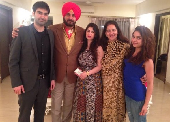 Indian Cricketer Navjot Singh Sidhu With Family