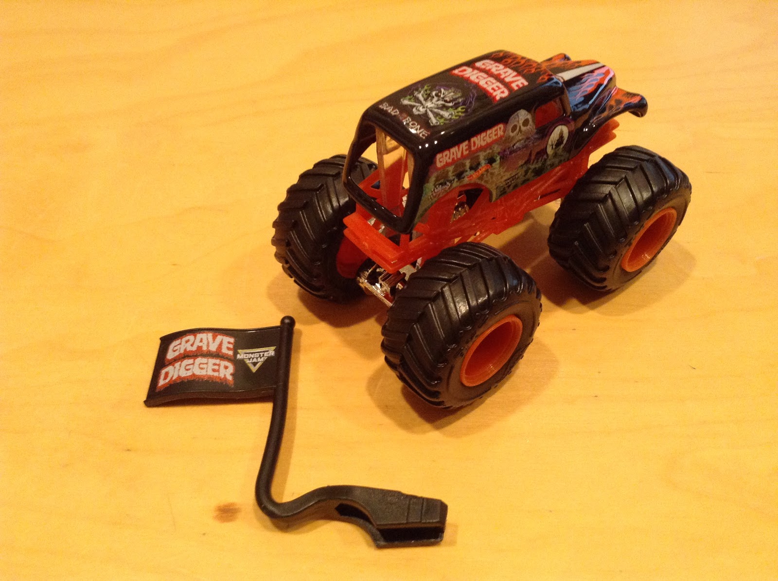 Julian's Hot Wheels Blog: Grave Digger Monster Jam Truck (2017 Epic