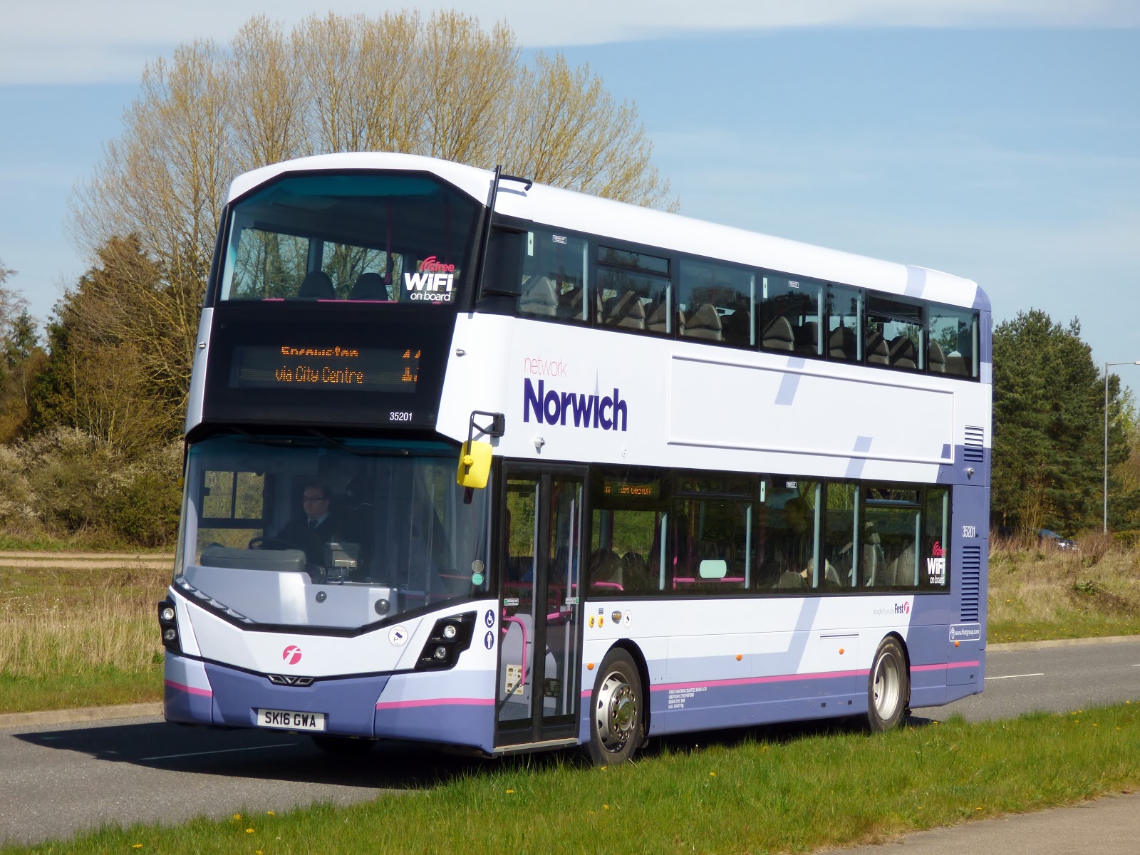 Norwich Bus Page First's New Livery in Norwich