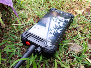 Hape Outdoor Runbo M1 Walkie Talkie DMR VHF Seken Mulus Android 4G IP67 Certified