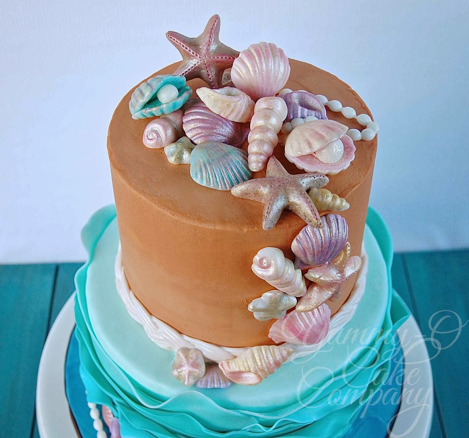 The Sweet, The Sassy and The Blur Seashell Cake
