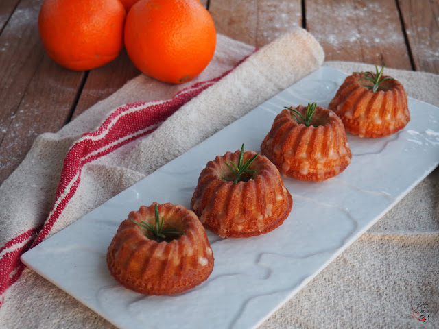 Mini bundts de naranja y romero con aceite de oliva