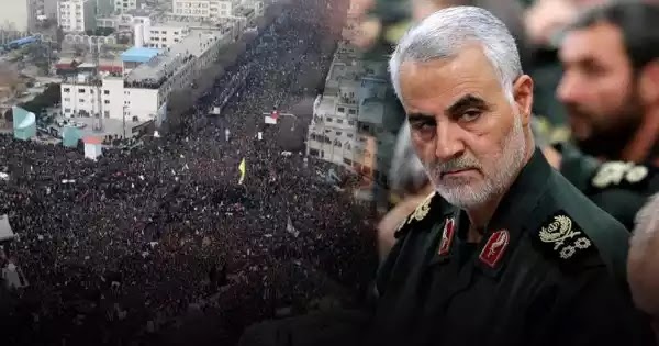 Σουλεϊμανί: Aναβλήθηκε η κηδεία του στρατηγού μετά τους 40 νεκρούς (βίντεο) Σουλεϊμανί: Aναβλήθηκε η κηδεία του στρατηγού μετά τους 40 νεκρούς (βίντεο)