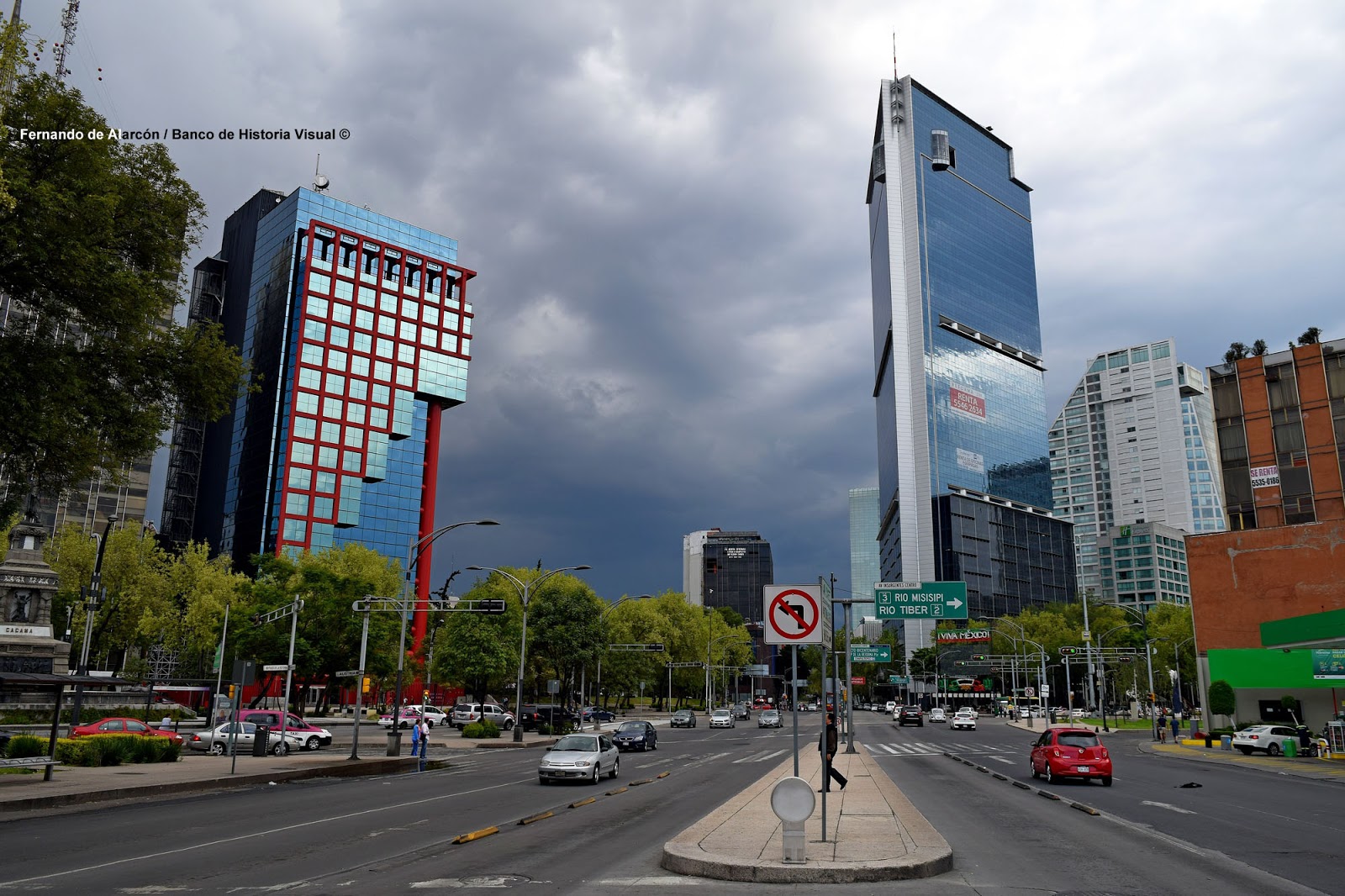 Banco de Historia Visual © Avenida Insurgentes.