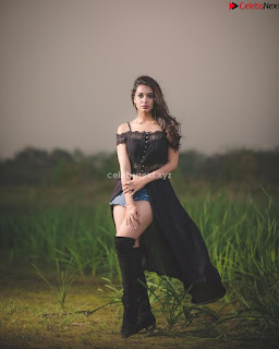 Divya Agarwal cute Bollywood Model stunning pics ~ .xyz Exclusive Celebrity Pics 09