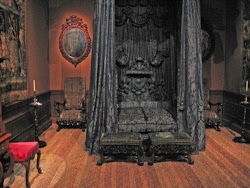 gothic interior victorian bedroom bed creepy haunted decor goth room dracula mansion dark interiors architecture spooky canopy extreme neo kat