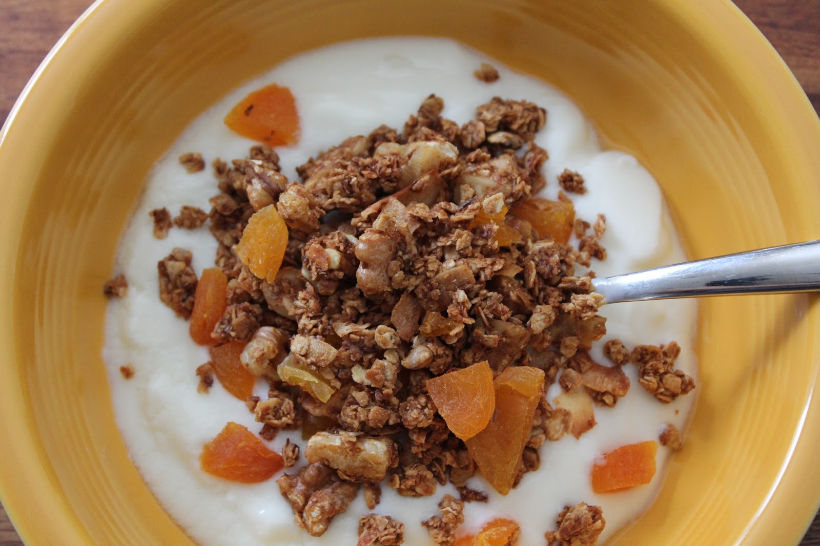 apricot granola