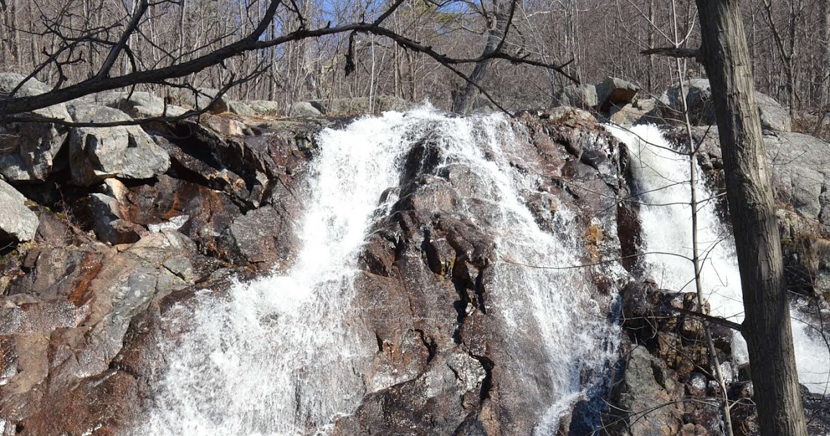 Family Hike Chute de Luskville