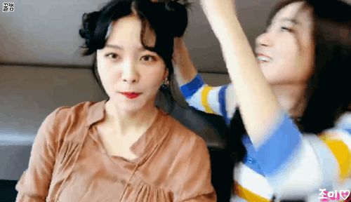ㄹㅇ 겁나 귀여운 레드벨벳 슬기랑 예리미.gif | 인스티즈