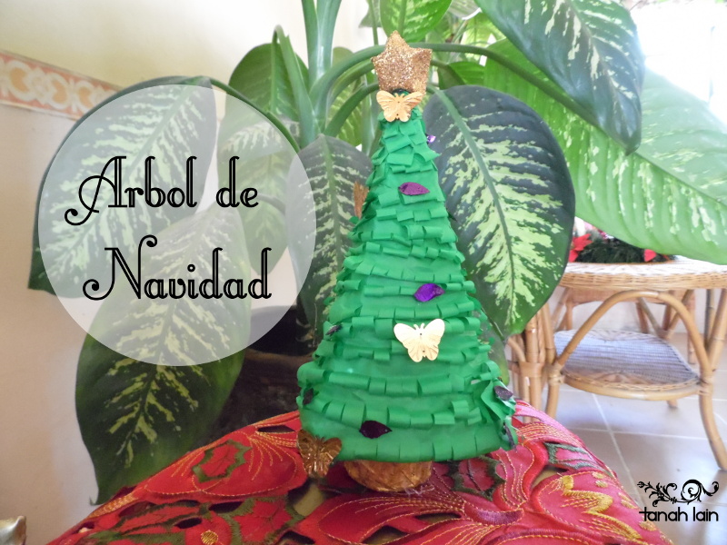 Arbol de Navidad Reciclado