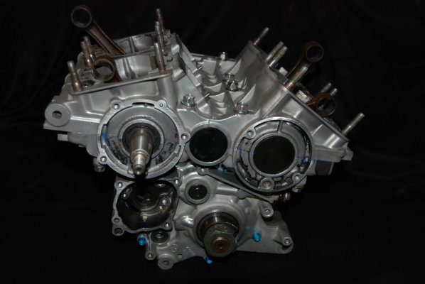 Yamaha RD500: Rebuild seized engine