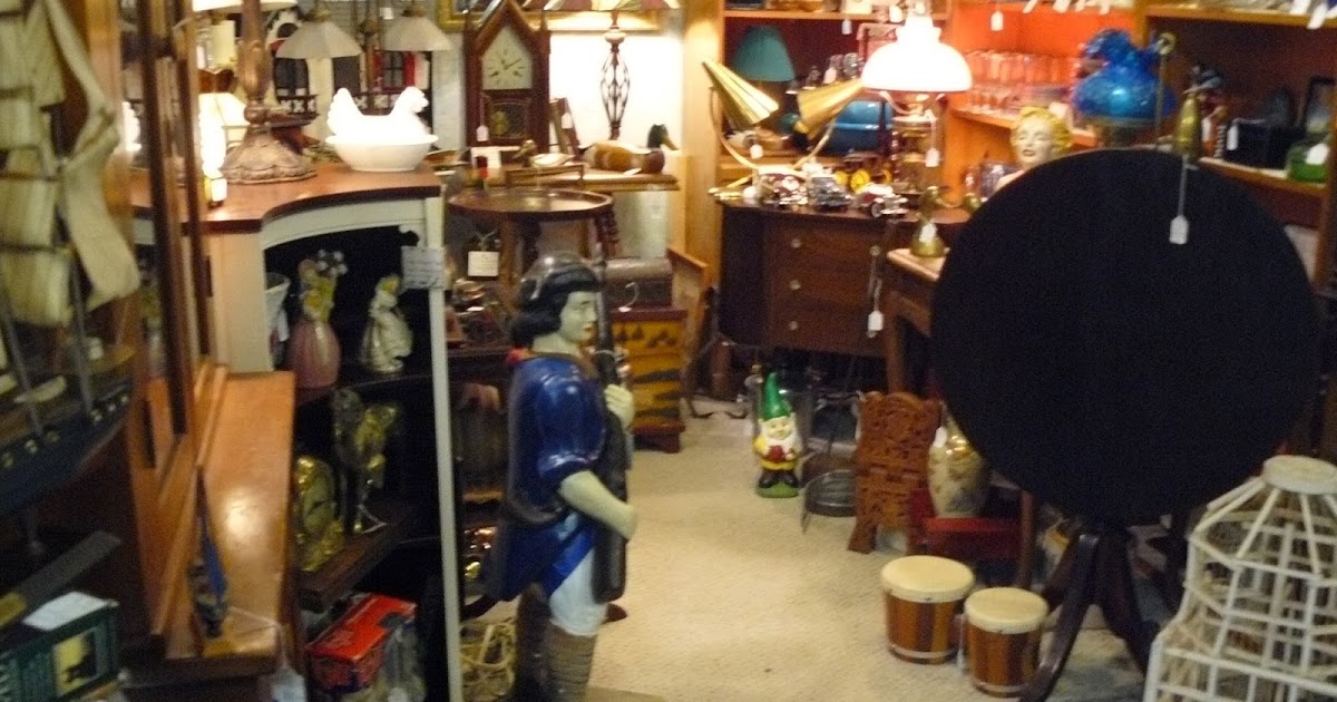 SCRANBERRY COOP Booth 121 at Scranberry Coop Antique Store, Andover NJ