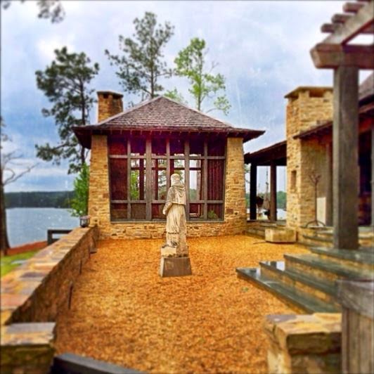 AESTHETICALLY THINKING: DEEP SOUTHERN SOUL