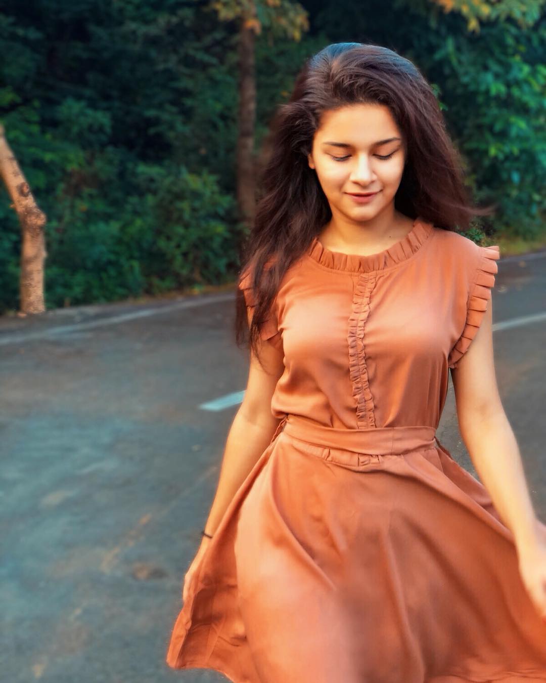 Avneet Kaur hot photos and videos 2019 | Avneet Kaur Unseen photos gallery