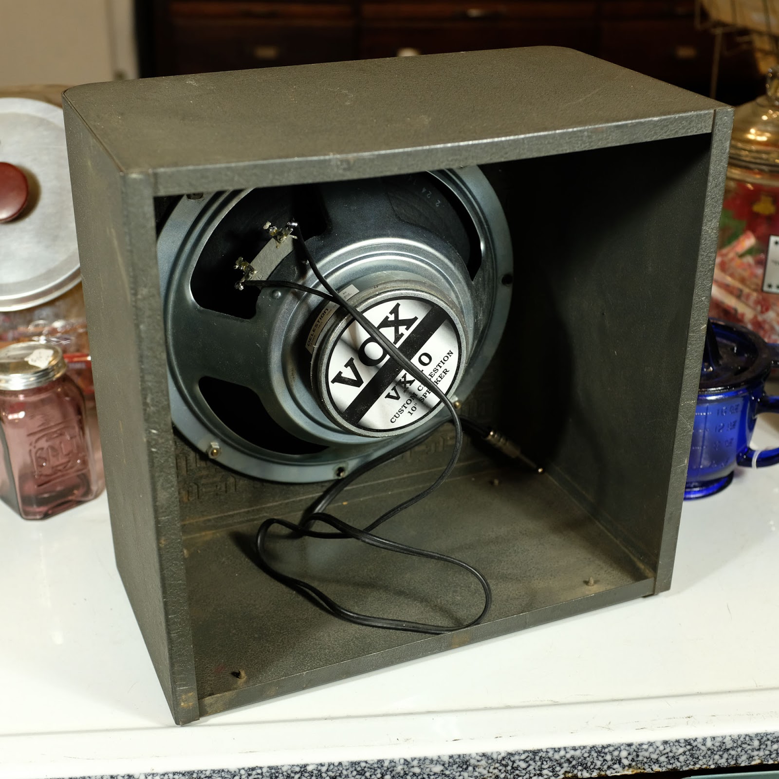 1940s 1x10" Metal Speaker Cab