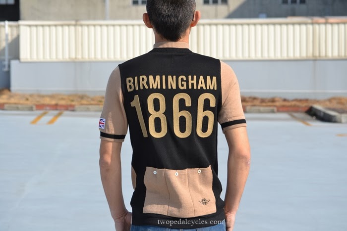 brooks cycling jersey