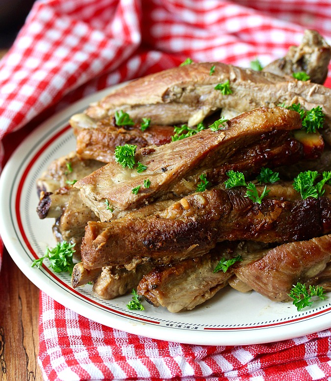 Braised Spare Ribs with White Wine, Garlic, and Anchovies