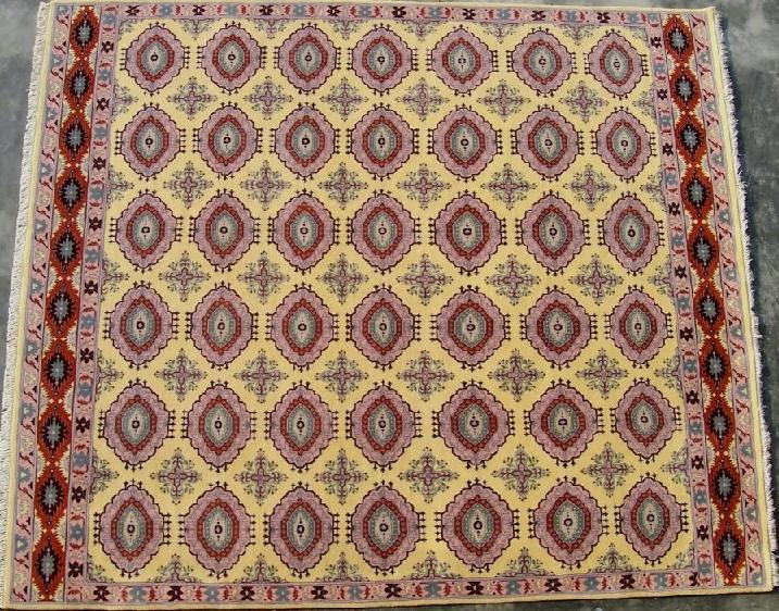 Custom rugs, contract carpet, hotel rugs, bespoke rugs, luxury rugs