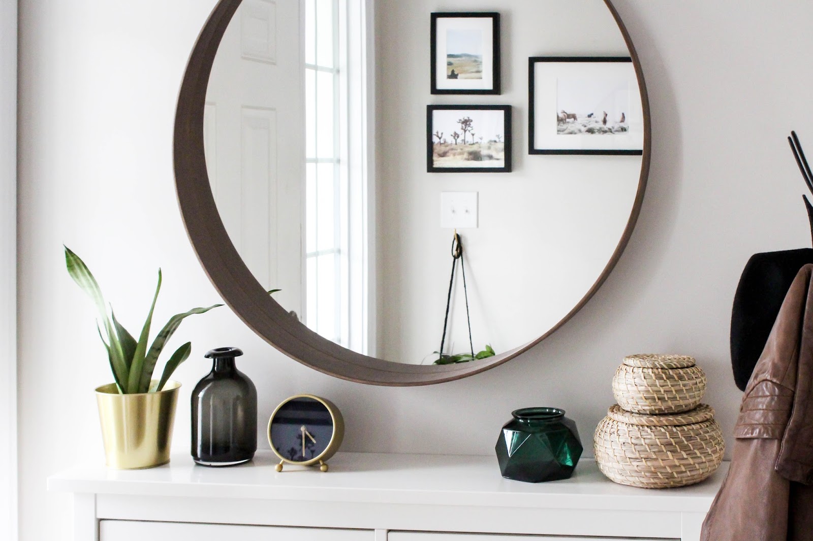 IKEA Entryway Reveal & My 5 Entryway Must Have's house of hire