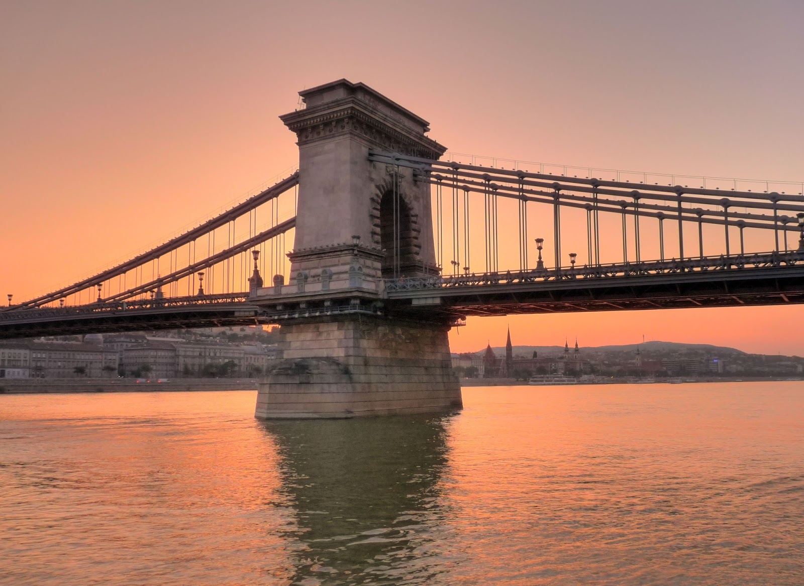 Travel Trip Journey Sz chenyi Chain Bridge  in Budapest  