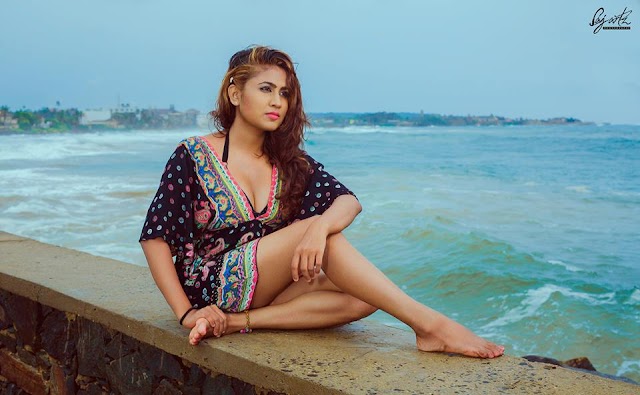 Sri lankan model Esha Dolly