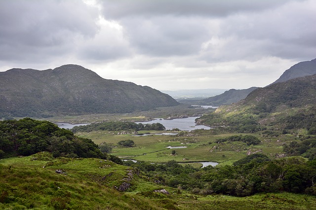 Ireland Tours | Fly to the Cliff of Moher and Killarney Ireland Tours | Fly to the Cliff of Moher and Killarney