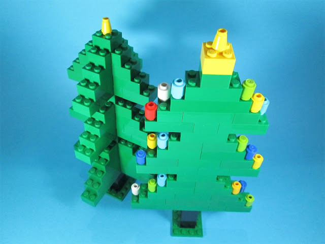 MOC LEGO Árvores de Natal e o lenhador