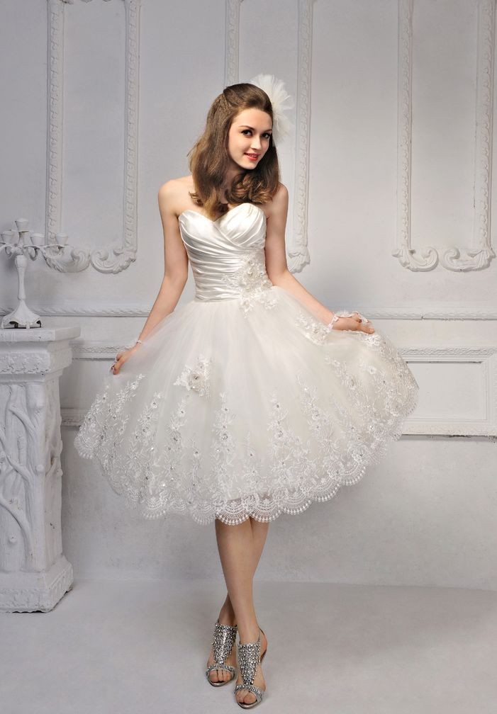 WhiteAzalea Ball Gowns: Gorgeous Ball Gowns with Luxuriant Beads